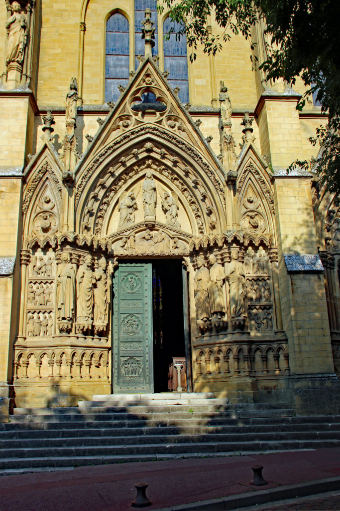 Kircheneingang Metz