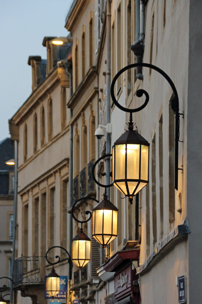 Schöne Beleuchtung in Metz