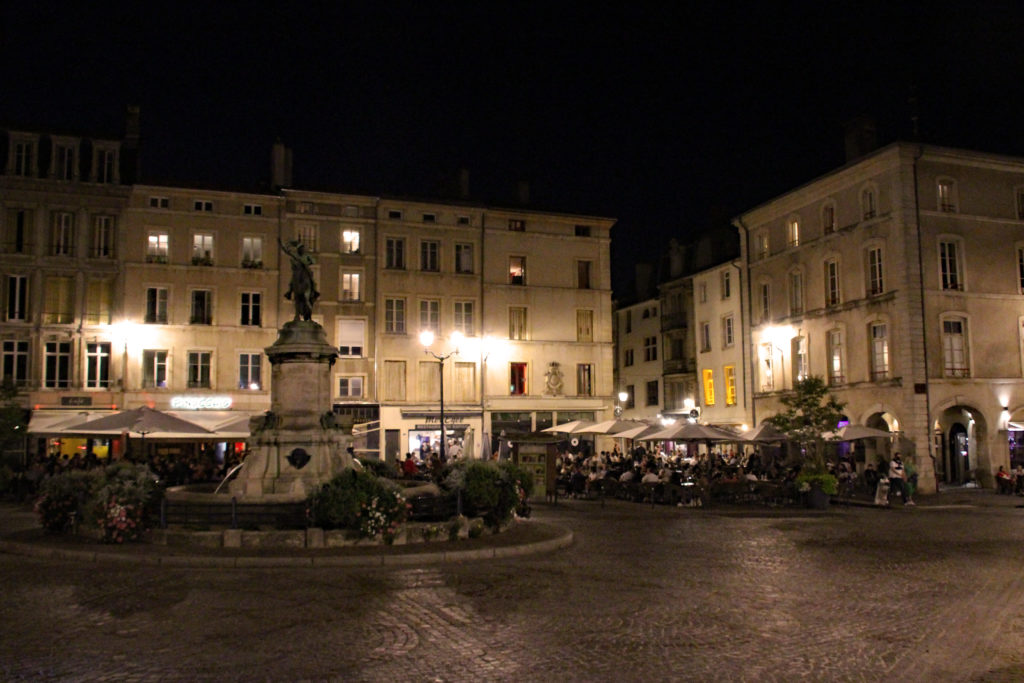 Place St.Epvre bei Nacht