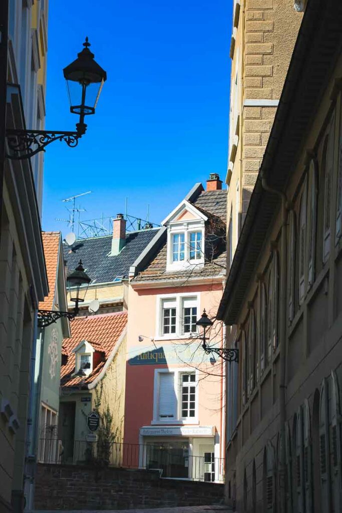 Aufgang zum Schlossberg