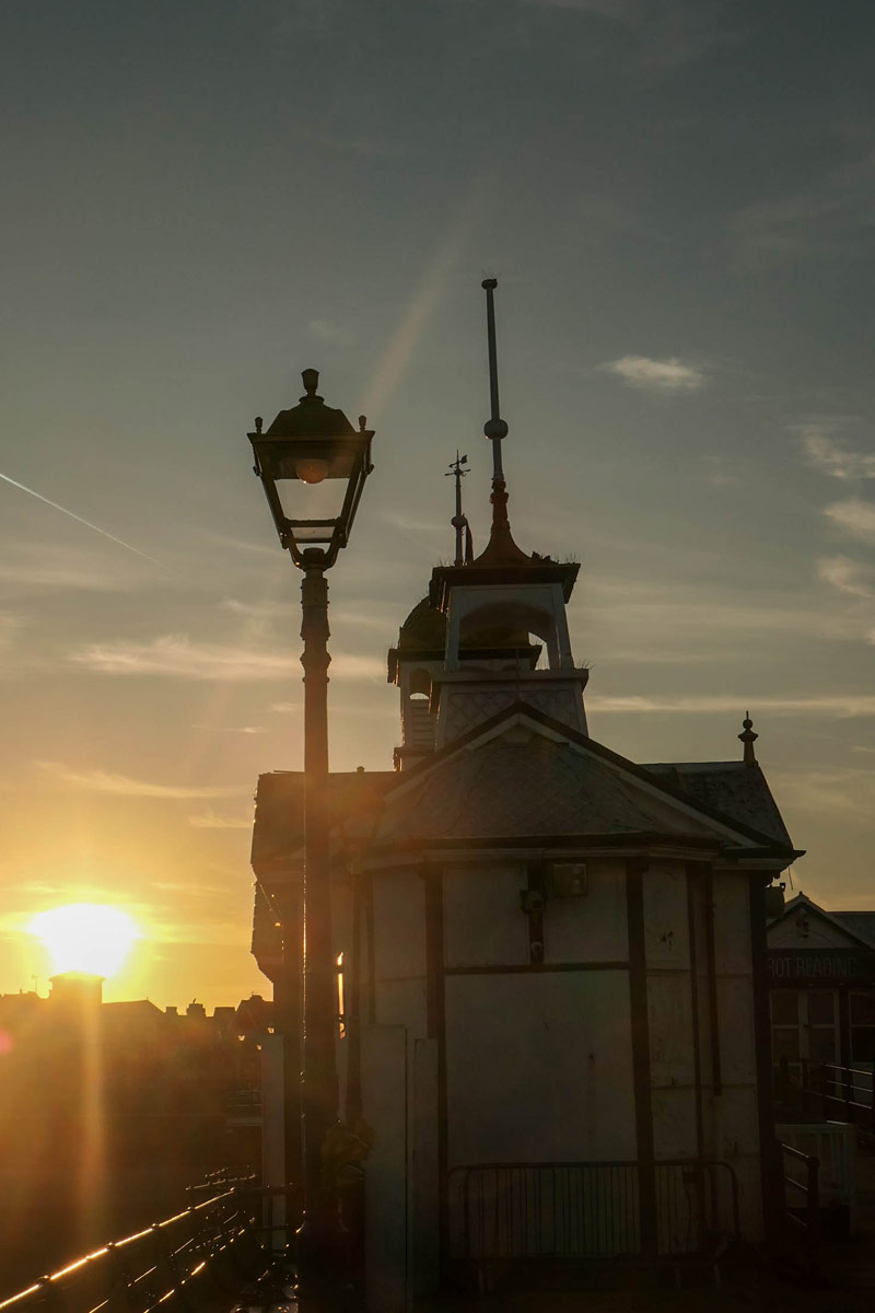 eastbourne Pier im Sonnenuntergang