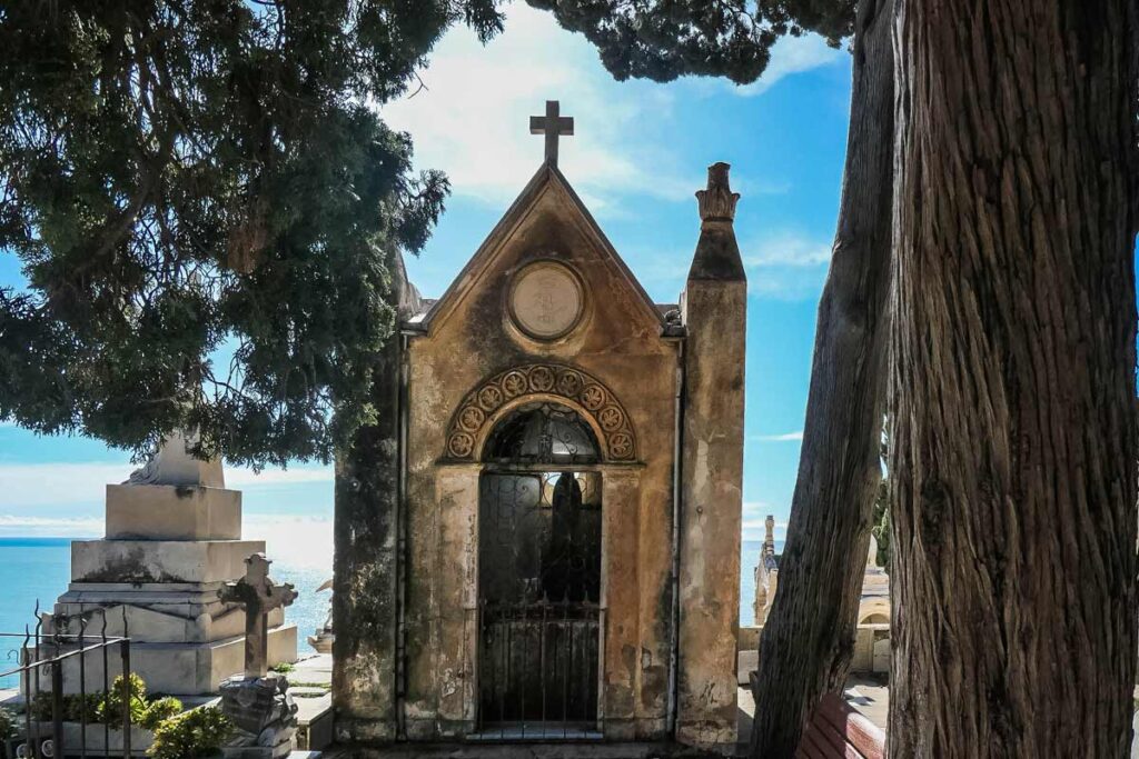 Friedhof Vieux Chateau