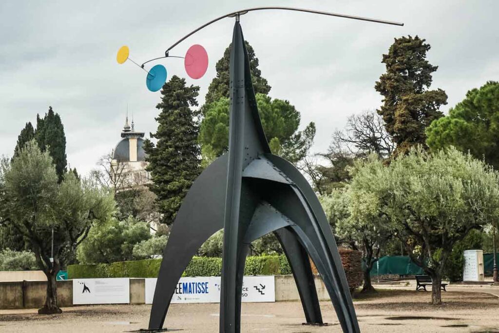Skulptur vor Matisse Museum
